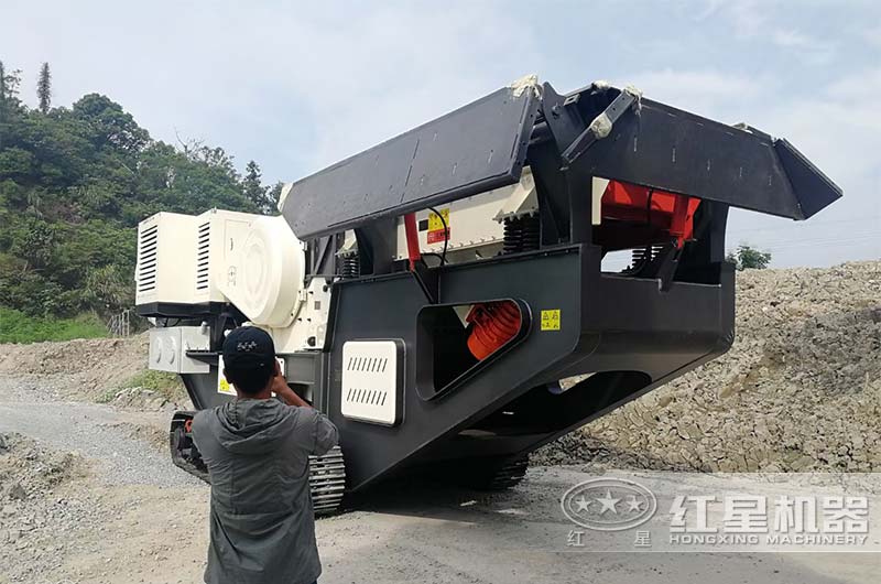 全自動(dòng)履帶移動(dòng)顎式破碎機(jī)設(shè)備 全自動(dòng)履帶移動(dòng)顎式破碎機(jī)設(shè)備