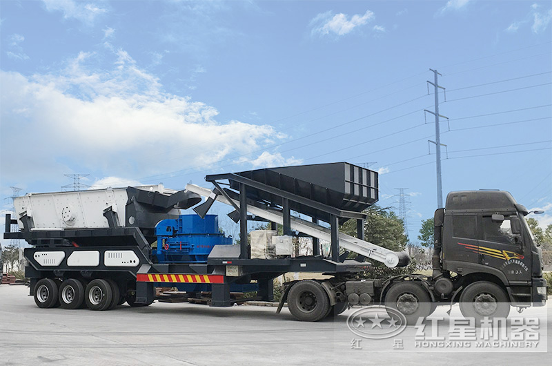 移動(dòng)制砂機(jī)出廠，發(fā)往用戶所在地