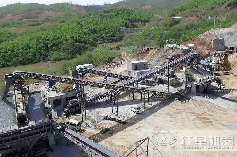 南陽生產現場，根據產量搭配生產線設備